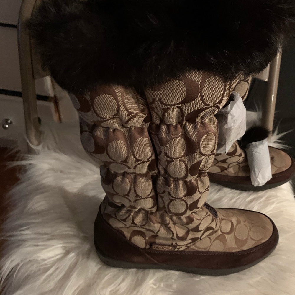 Coach boots brand front zipper new with tags..